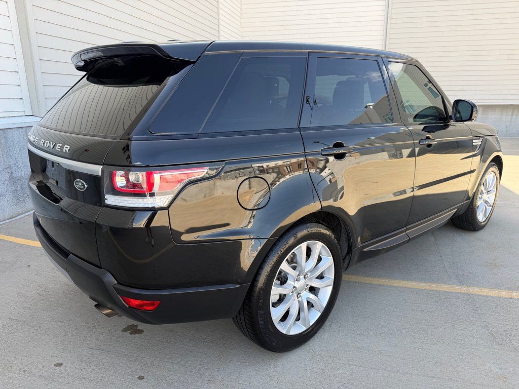 Used 2014 Land Rover Range Rover Sport HSE AWD/4WD image 3