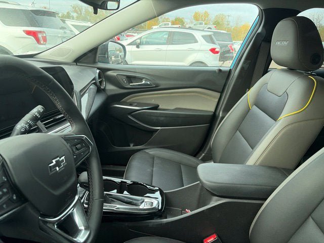 Used 2025 Chevrolet Trax ACTIV w/ Driver Confidence Package FWD image 5