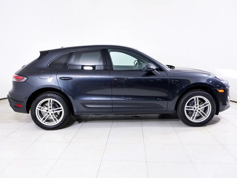 Certified 2026 Porsche Macan AWD/4WD image 23