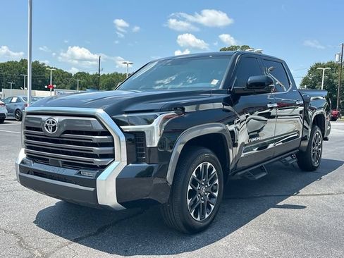 Used 2025 Toyota Tundra Limited AWD/4WD image 8