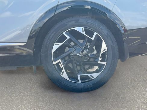 Used 2025 Kia Sportage SX FWD image 31