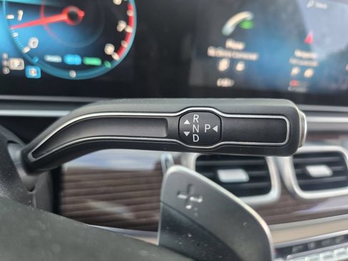 Used 2023 Mercedes-Benz GLS 450 4MATIC w/ AMG Line Exterior image 18