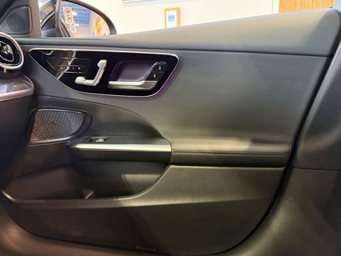 Used 2022 Mercedes-Benz C 300 4MATIC Sedan image 34