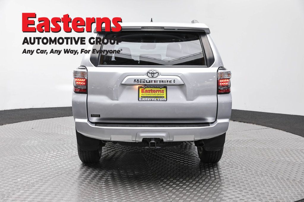 Used 2023 Toyota 4Runner SR5 AWD/4WD image 8