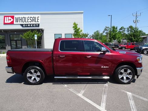 Used 2020 RAM 1500 Laramie AWD/4WD image 3