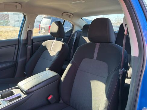 Used 2023 Nissan Sentra SV image 19