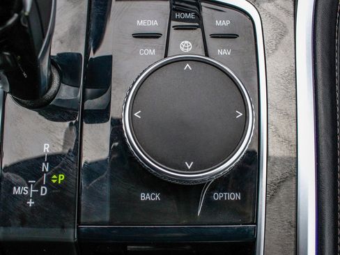 Used 2022 BMW 840i xDrive Convertible w/ Driving Assistance Package image 23