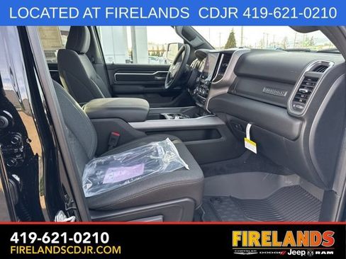 New 2026 RAM 1500 Big Horn w/ Night Edition AWD/4WD image 10