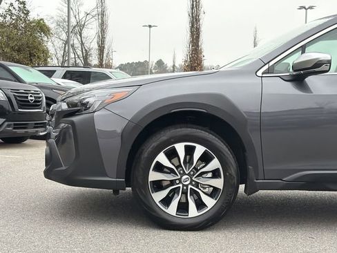 Certified 2025 Subaru Outback Touring XT image 9