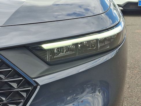 Used 2023 Honda Accord EX image 9