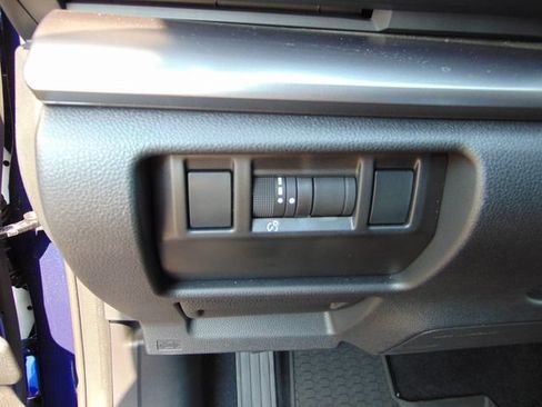 Used 2025 Subaru Impreza 2.0i AWD/4WD image 19
