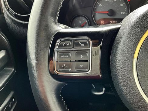 Used 2016 Jeep Wrangler Unlimited Sahara image 20