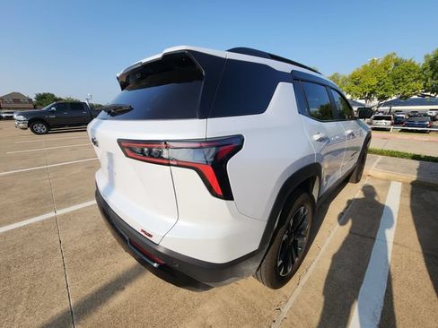 Used 2026 Chevrolet Equinox RS w/ Convenience Package III FWD image 4