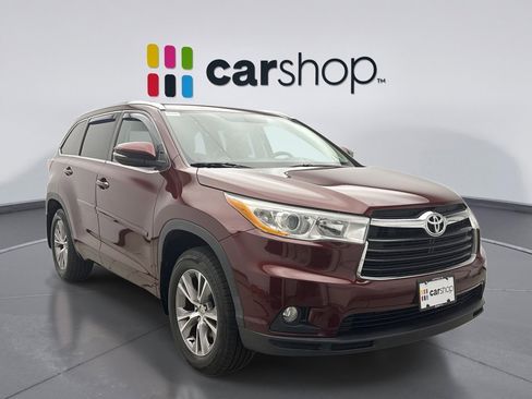 Used 2014 Toyota Highlander XLE image 7