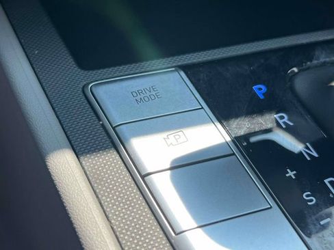 Certified 2023 Hyundai Elantra SEL FWD image 30