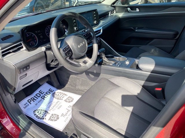 Used 2022 Kia K5 LXS image 8