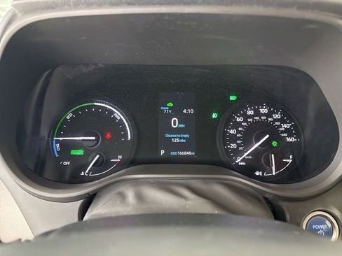 Used 2021 Toyota Sienna XLE image 32