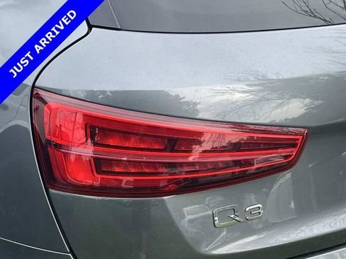 Used 2017 Audi Q3 2.0T Premium AWD/4WD image 8