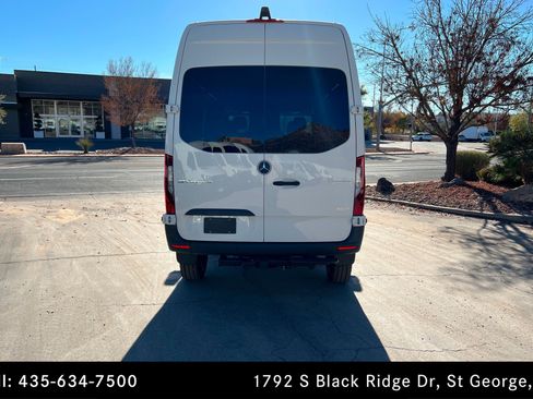 Used 2026 Mercedes-Benz Sprinter 2500 image 4