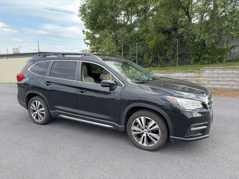 Used 2022 Subaru Ascent Limited w/ Technology Package AWD/4WD image 1