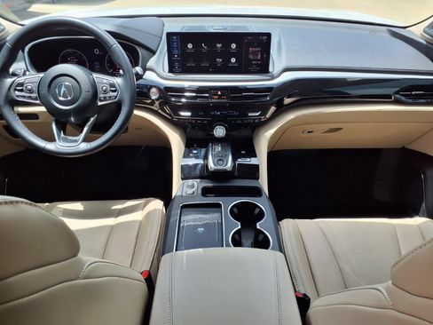 Used 2025 Acura MDX FWD w/ Technology Package image 9