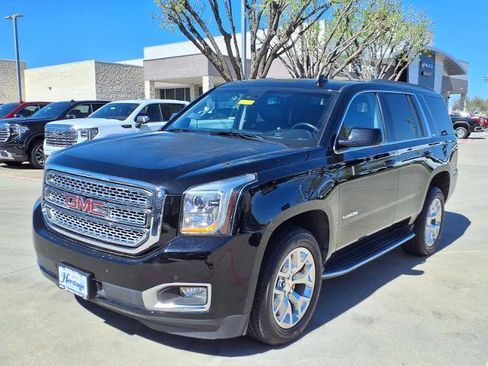 Used 2017 GMC Yukon SLE w/ SLE Value Package image 27