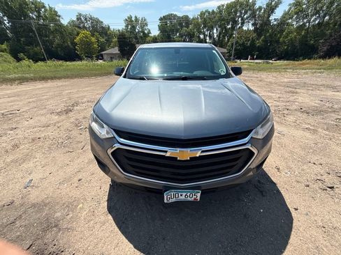 Used 2018 Chevrolet Traverse LS AWD/4WD image 2