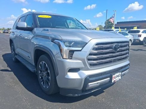 Used 2024 Toyota Sequoia Limited w/ Tow Technology Package AWD/4WD image 2