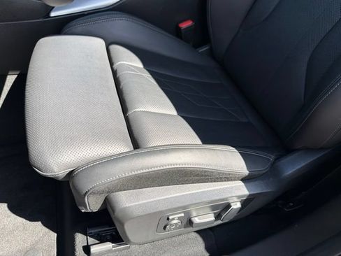 Used 2025 BMW X3 xDrive30i AWD/4WD image 24