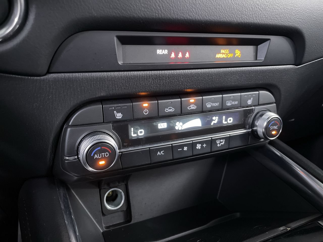 Used 2025 MAZDA CX-5 Carbon Edition AWD/4WD image 19