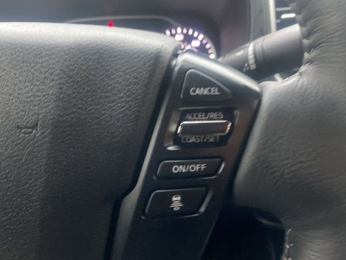 Used 2023 Nissan Frontier SV w/ SV Convenience Package image 21