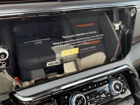 New 2026 GMC Sierra 1500 AT4 w/ AT4 Premium Package image 17