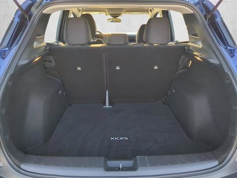 Used 2025 Nissan Kicks S FWD image 5
