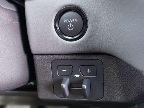 Used 2026 Toyota Sequoia Capstone image 21