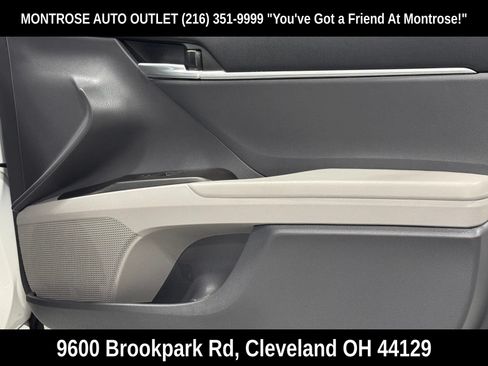 Used 2022 Toyota Camry SE w/ Convenience Package FWD image 44