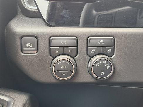 Used 2025 Chevrolet Silverado 1500 LT w/ All Star Edition Plus AWD/4WD image 24
