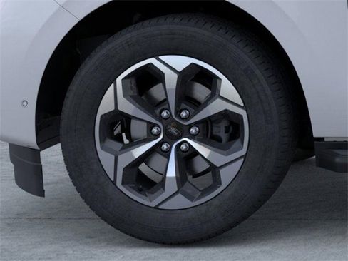 New 2026 Ford Expedition Active image 19