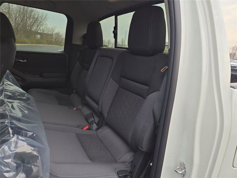 New 2026 Nissan Frontier SV AWD/4WD image 13