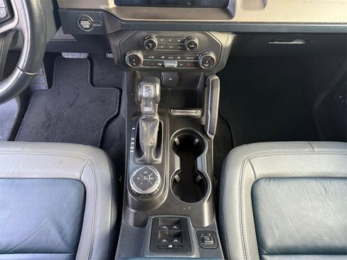 Used 2022 Ford Bronco Outer Banks image 15