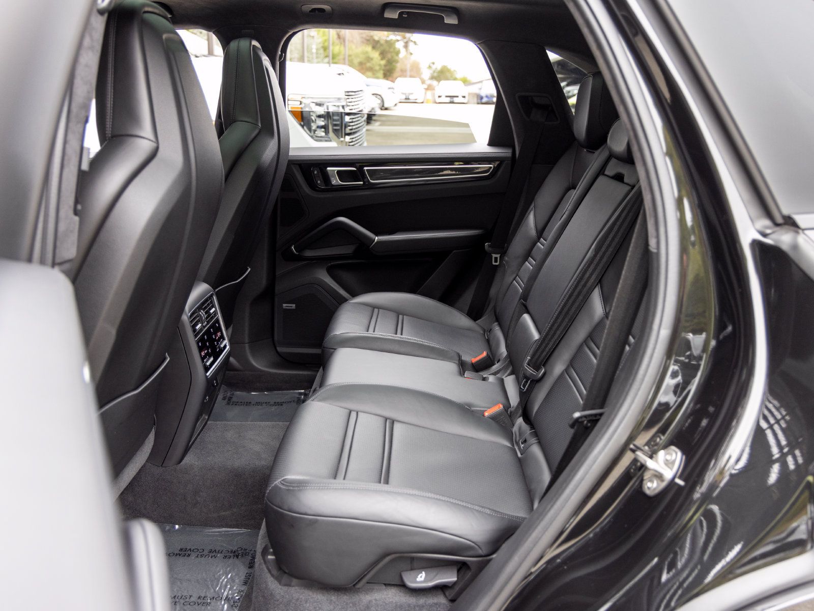 Certified 2023 Porsche Cayenne GTS AWD/4WD image 55