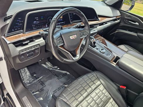 Used 2021 Cadillac Escalade Sport Platinum w/ LPO, ONYX Package AWD/4WD image 22