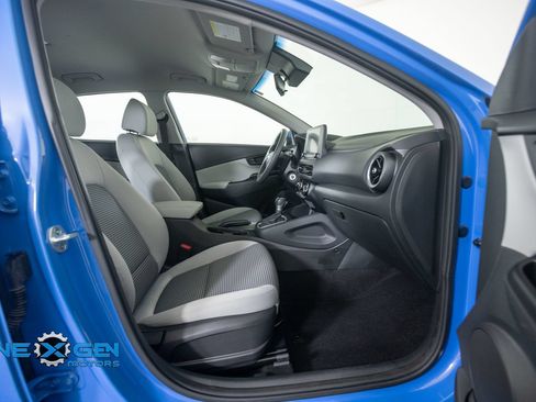 Used 2022 Hyundai Kona SE AWD/4WD image 7