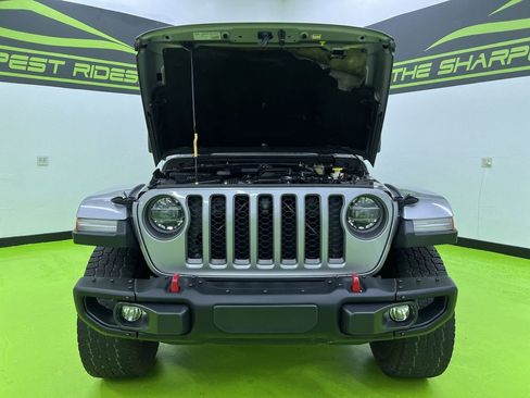 Used 2020 Jeep Gladiator Rubicon w/ Advanced Safety Group AWD/4WD image 4