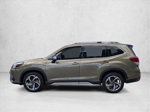 Used 2024 Subaru Forester Touring AWD/4WD image 9