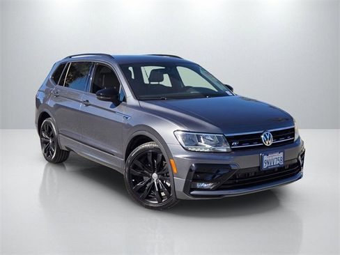 Used 2021 Volkswagen Tiguan SE R-Line image 1