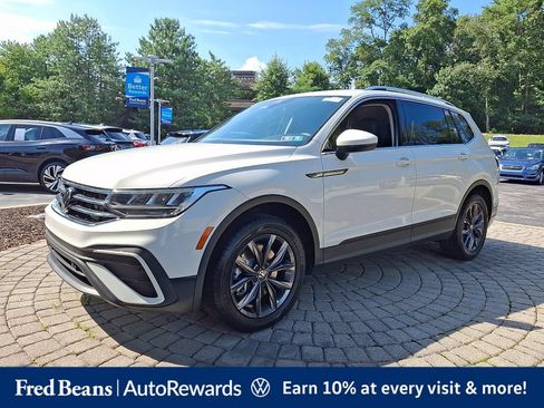 Certified 2022 Volkswagen Tiguan SE AWD/4WD image 3