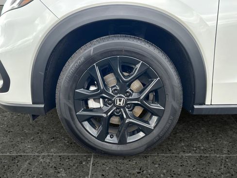 Used 2025 Honda HR-V Sport image 4