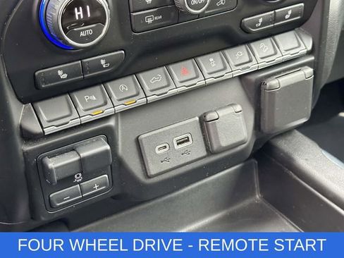 Used 2021 Chevrolet Silverado 1500 LT Trail Boss w/ Convenience Package II image 8