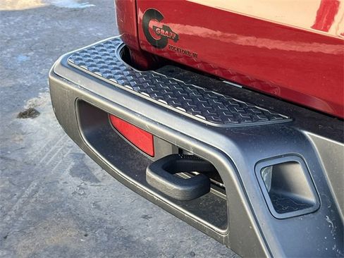 Certified 2022 Jeep Gladiator Sport image 9