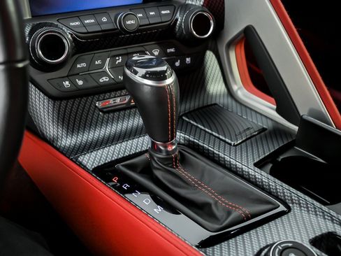 Used 2019 Chevrolet Corvette Z06 RWD image 34